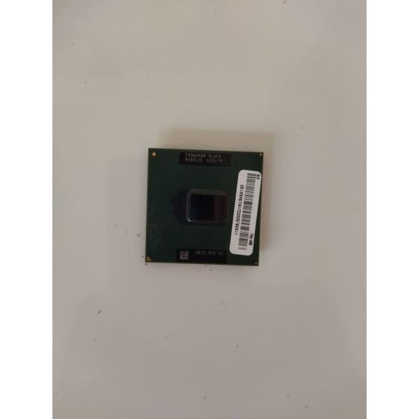 epexergastis AMD V-Series V140 (2.30 GHz) me 512KB L2 cache gia LAPTOP TOSHIBA SATELLITE C660D-101
