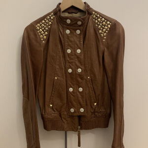Pinko leather jacket