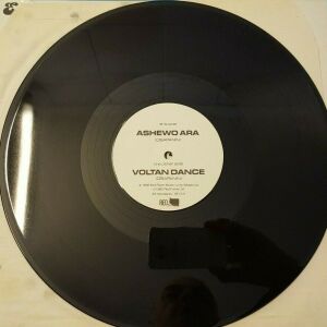 Kabbala - Ashewo Ara / Voltan Dance   12' UK 1982'  Black  Print Sleeve