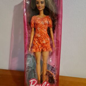 Barbie Fashionistas 182