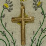 Ασημενιος χρυσοφυλλωμενος σταυρος τελη 19ου αιώνα .