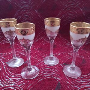 4 Ιταλικά ποτήρια λικέρ με χρυσό του '60 / 4 Italian liqueur glasses with gold from the 1960s