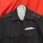 Στολή ‘’8β’’ Ιπτάμενου Επισμηναγού της Πολεμικής Αεροπορίας (90 ευρώ).