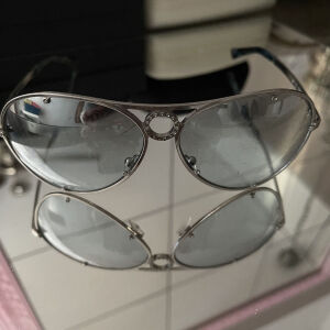 Αυθεντικά vintage γυαλιά ηλίου Valentino