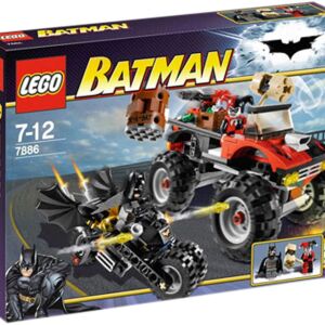 LEGO Batman 7886: The Batcycle - Harley Quinn's Hammer Truck