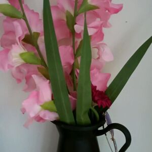 βάζο κανάτα μεταλλική με λουλουδια ικεα