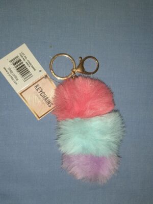 Μπρελόκ GOGOPO Fluffy Pastel καινούριο με το καρτελάκι του