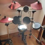 Millenium-HD-100 Electronic Drum Kit μαζί με το σκαμπό (Drum stool)