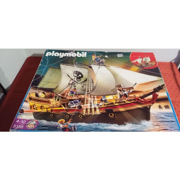 Playmobil piratiko karavi