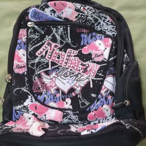 Σχολική τσάντα για κορίτσι