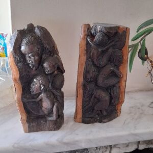 Δυο ξυλογλυπτα σε κορμο κομψοτεχνηματα απο Κενυα