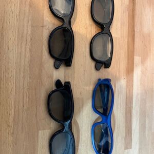 Σετ γυαλιά 3D