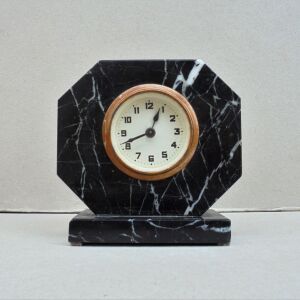 Ρολόι επιτραπέζιο, μαρμάρινο, γαλλικό, Art Deco, περίπου 100 ετών.