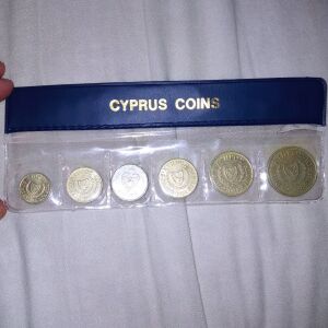 Συλλογή με Κυπριακά νομίσματα