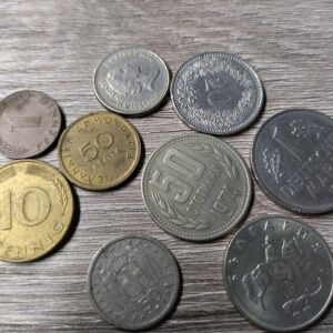 διάφορα συλλεκτικά νομίσματα