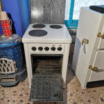 Κουζίνα Ηλεκτρική Μάρκα IZOLA Λειτουργεί σε Άριστη Κατάσταση Εποχής 1950