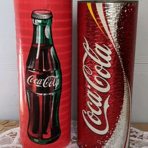 Δύο συλλεκτικά κουτιά Coca-Cola!