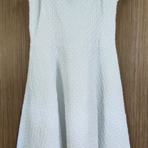 h&m άσπρο φόρεμα(δεκτή η ανταλλαγή κατόπιν συνεννόησης)