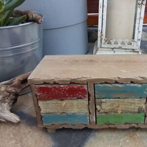 Διακοσμητικό ξύλινο σετ με κουτί & κορνιζα