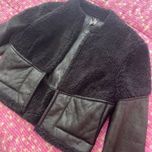 Nadia Rapti small leather jacket με γούνα