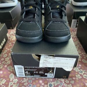 Βρεφικά παπούτσια Air Jordan, Nike & Converse- 7  ζευγάρια
