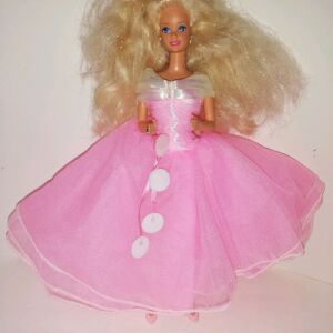 Barbie Happy Birthday 1989 doll