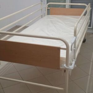 Κρεβάτι νοσηλείας με μανιβέλα ανύψωσης